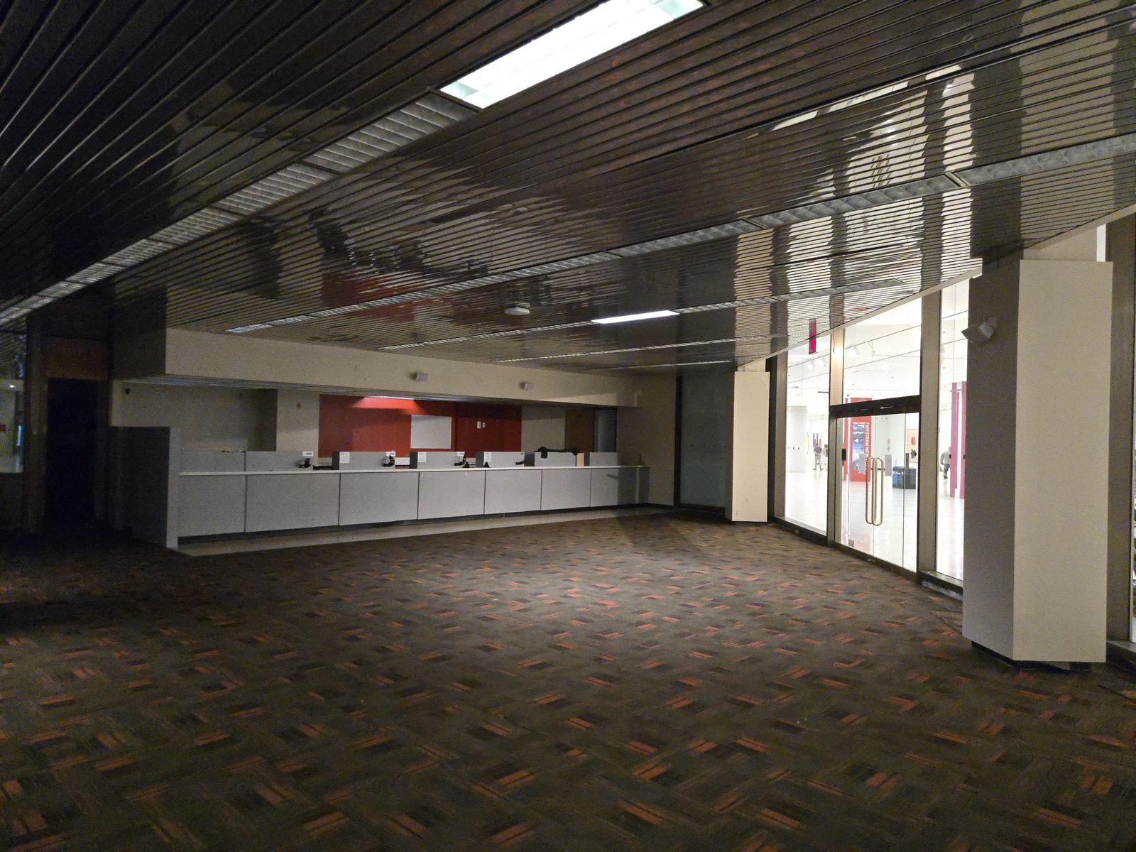 Former KeyBank branch today